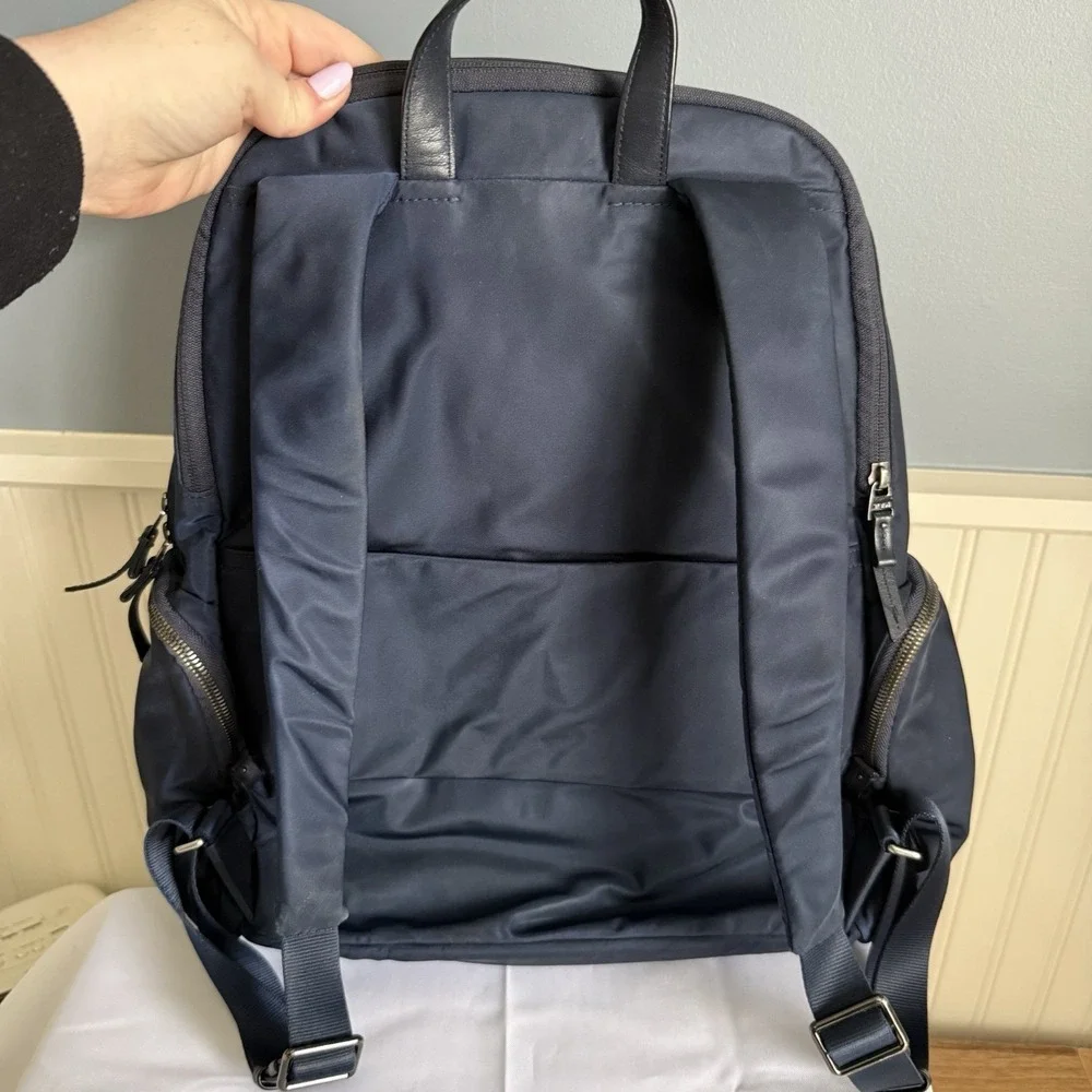 TUMI Navy Blue Nylon Silver Medium Backpack Book Bag Work Commuter Bag